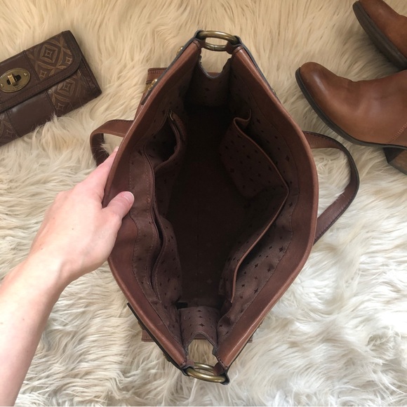 RARE Fossil Re-issue Weekender Satchel in Green Floral Rose - Picture 5 of 13